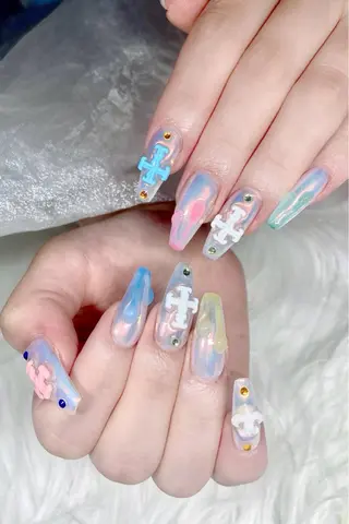 ネイル Hi Beauty 渋谷(ネイル、ハイパーナイフ6、脂肪れいきゃく、マッサージ＆エステサロン)所属・Hi beauty 渋谷のネイルデザイン