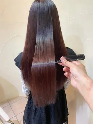 セミロング パーマ 秋山 幸太のヘアスタイル