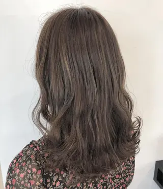 ミディアム 佐渡 慎吾のヘアスタイル