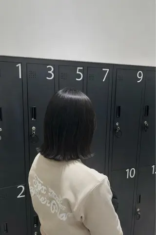 ミディアム 松下 奈央のヘアスタイル