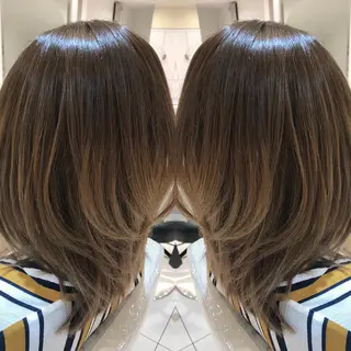 ミディアム 縮毛矯正/髪質改善 継続する美髪のヘアスタイル