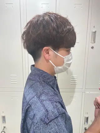 ショート パーマ メンズ 野町好花 レイヤー/髪質改善のヘアスタイル