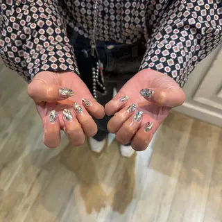 ネイル 鈴木 優希のネイルデザイン