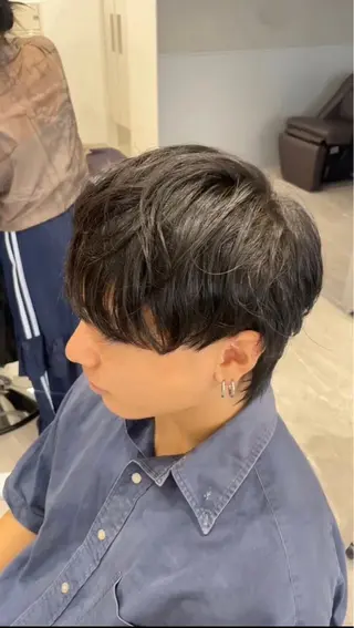 ミディアム 本厚木🪅カット🪅 カラー🪅Aoiのヘアスタイル