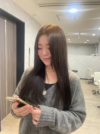 ロング 🌐NATSUMI 🌐【寒色カラー】のヘアスタイル