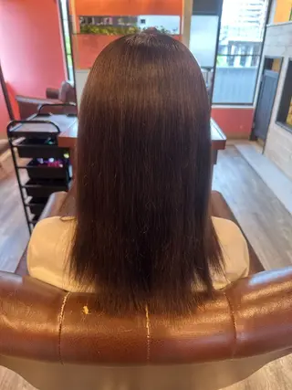 セミロング カラー 安達 望のヘアスタイル