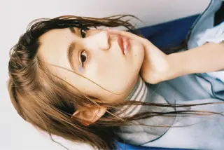 カラー pole/apartment所属・💓パーマ，💗 レイヤーカットのヘアスタイル