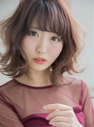 ミディアム カラー ヘアケア特化型サロン newi 京橋のヘアスタイル