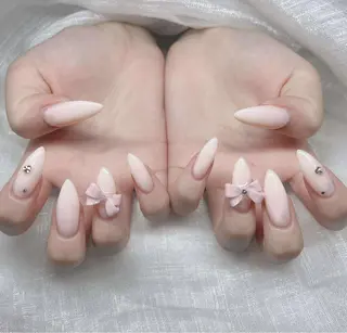 ネイル Lee Nailsのネイルデザイン