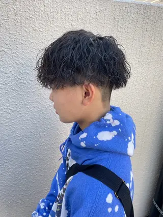 ショート パーマ/ハイトーン /吉田眞のヘアスタイル