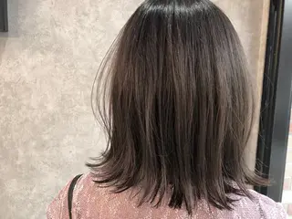 ショート カラー 顔周りレイヤー/韓国 ブリーチminamiのヘアスタイル