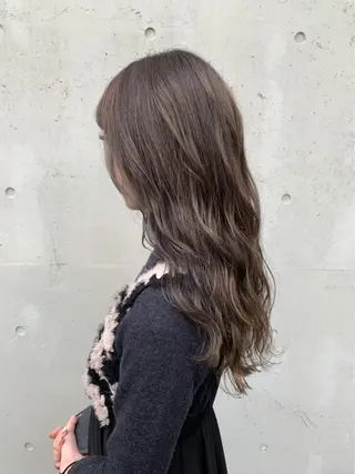ロング カラー 本田 乃愛のヘアスタイル