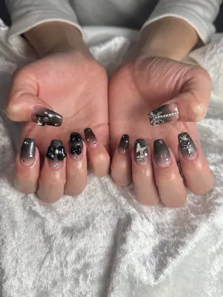 ネイル うにゃねいる🌷 Mayaのネイルデザイン