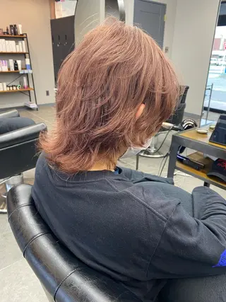 ミディアム maco 艶感ハイトーン🦋のヘアスタイル