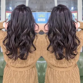 ロング カラー cherie所属・バレイヤージュ/ ハイライト/大内格のヘアスタイル