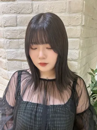 ミディアム カラー momoha 『モテヘア🍓』のヘアスタイル