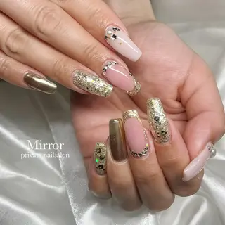 ネイル nailsalon Mirrorのネイルデザイン