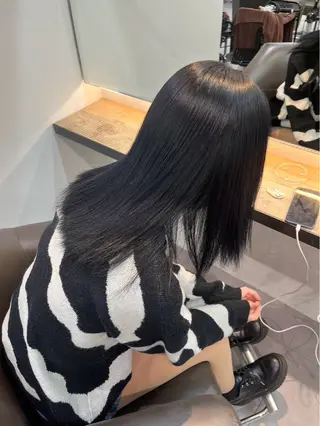 セミロング 渋谷ハイトーン/ まぉまぉのヘアスタイル