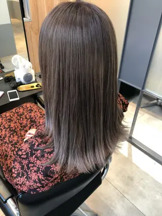 セミロング カラー OFF YUYAのヘアスタイル