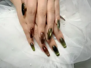 ネイル 🌈 Laule'aのネイルデザイン