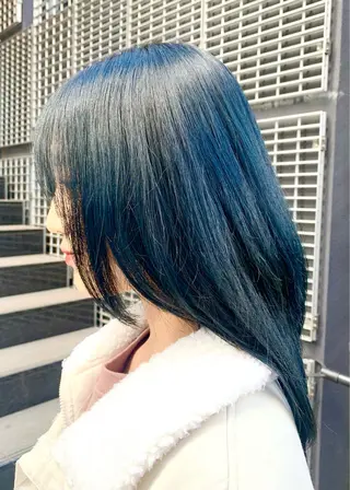 ロング カラー まろやかベージュ／ 大上なおみのヘアスタイル