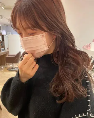 ロング カラー 安田 朱由のヘアスタイル