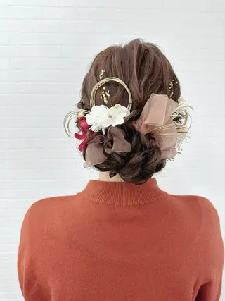 ヘアアレンジ GRANLUSSO 〜グランルッソ駅前店所属・木口 嘉美のヘアスタイル