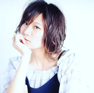 ミディアム カラー 松村 崇弘のヘアスタイル