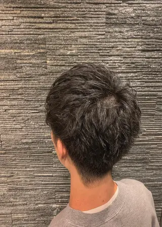 メンズ ヒロ銀座所属・小林 あいのヘアスタイル