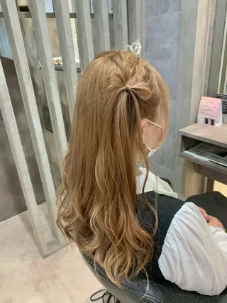 ヘアアレンジ KISS SWAN所属・B E C H I C O〔べち子〕のヘアスタイル