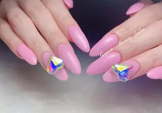 ネイル 星みこと 長さ出し得意のネイルデザイン