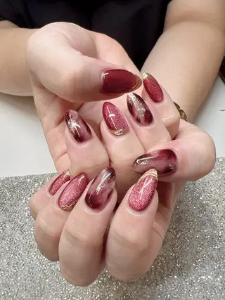 ネイル Guarendo錦糸町店所属・ガレンドウ 白澤 愛子のネイルデザイン