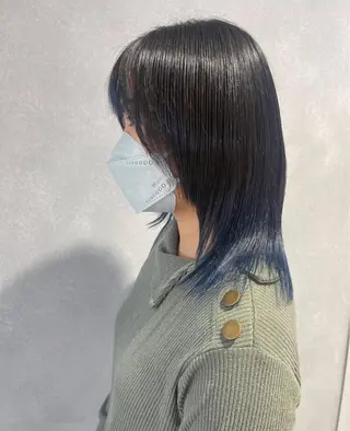 ミディアム カラー 唐澤 千尋のヘアスタイル