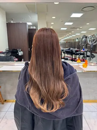 ロング カラー ラカリテ所属・渋谷 りなのヘアスタイル