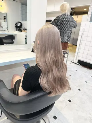 ロング カラー ハイトーン/韓国 レイヤー/るか🎀のヘアスタイル