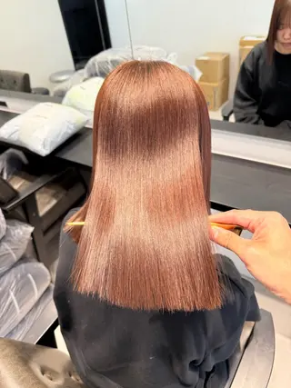 セミロング SALOWIN心斎橋Suite店所属・洗っても取れない 髪質改善|OJIROのヘアスタイル