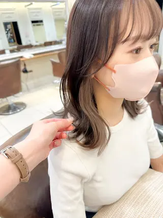 セミロング カラー ✨カラー支持No.1 🧸ワキ カナコ🧸のヘアスタイル