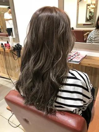 ロング ヘアアレンジ M IIのヘアスタイル