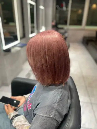 ミディアム カラー 前田 桃花のヘアスタイル