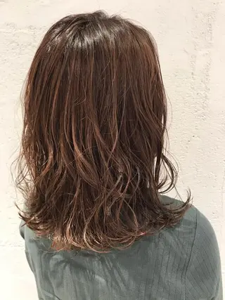 ミディアム カラー 韓国ヘア🇰🇷/ レイヤーカット✂︎のヘアスタイル