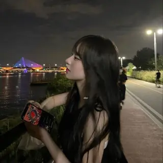 ロング カラー 透け上品ハイトーン 職人ゆうと🤍のヘアスタイル