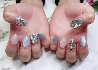 ロング カラー ネイル Q Free nailsのネイルデザイン