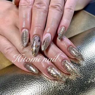 ネイル 大澤 瞳のネイルデザイン