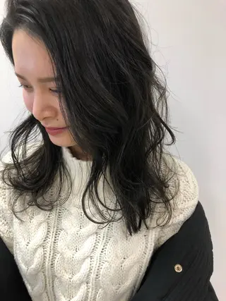 ロング カラー 似合わせ.ﾍｱｾｯﾄ 得意🌹井上美沙のヘアスタイル