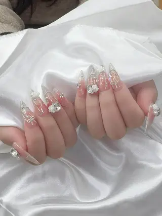 ネイル Squeen Nailのネイルデザイン