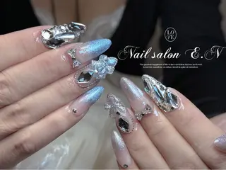 ネイル E.N🦋 長さ出し/持ち込みのネイルデザイン