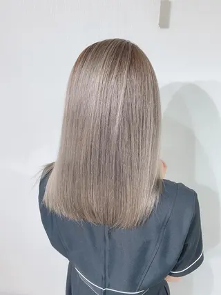 セミロング カラー 【Diar】オーナー アキヨシケンタのヘアスタイル