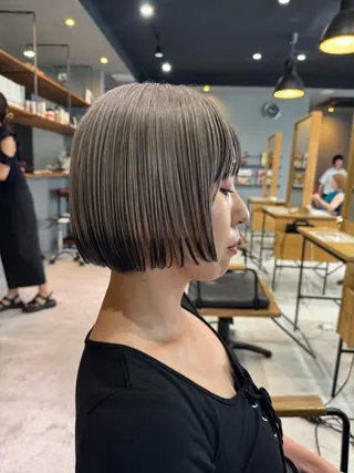 ミディアム 岡崎/髪質改善/ ハイトーン/鈴木進のヘアスタイル