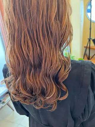 ロング パーマ ブルーモスクTOKYO所属・🌿ブルーモスク TOKYO🌿のヘアスタイル