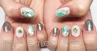 ネイル FUJITA CHIAKIのネイルデザイン